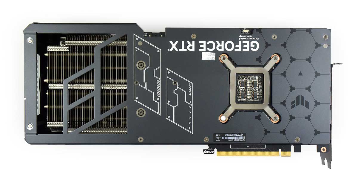 Asus TUF RTX 4090 O24G Gaming; zadní strana