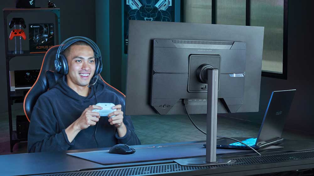 QHD herní sestava s monitorem GIGABYTE MO27Q28GR