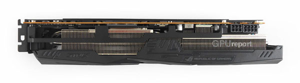Vrchní strana Asus Strix RX 5700 O8G Gaming Asus Strix RX 5700 O8G Gaming top