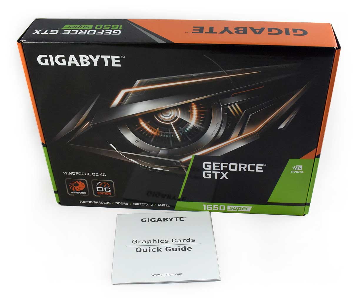Pro zvětšení klikni Gigabyte GTX 1650 SUPER Windforce OC; balení