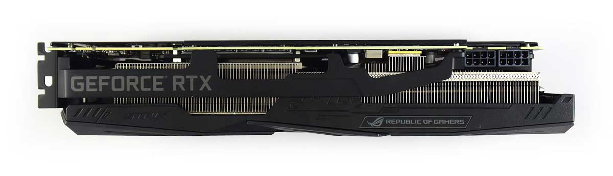 Asus STRIX RTX 2080 SUPER O8G Gaming; horní strana