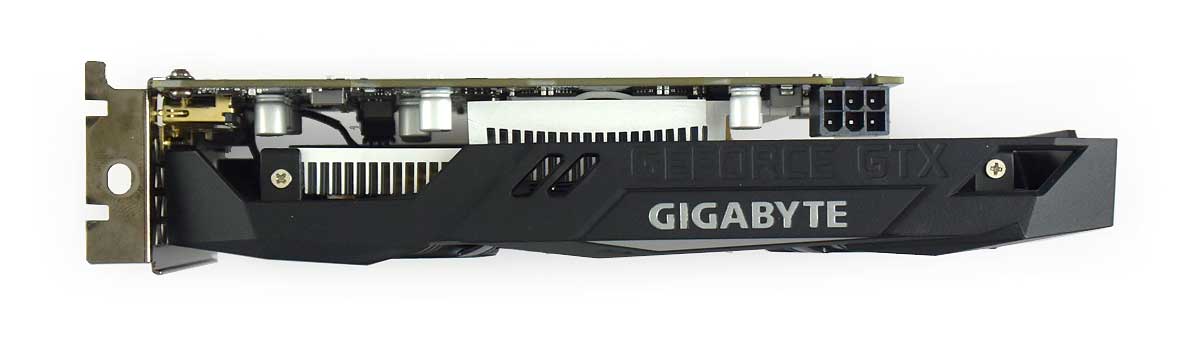 Pro zvětšení klikni Gigabyte GTX 1650 D6 Windforce OC 4G; vrchní strana