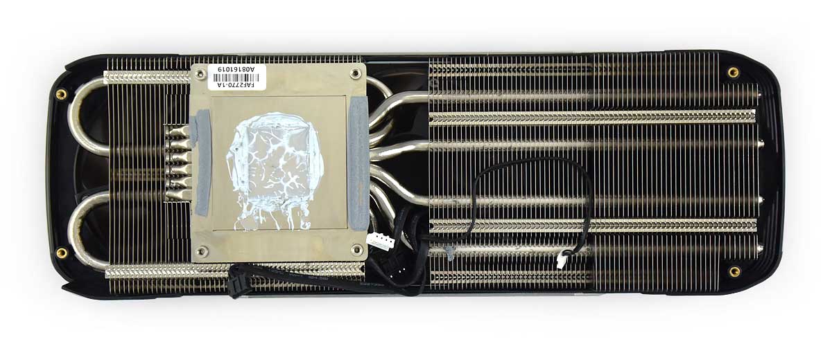 Gainward RTX 3070 Phoenix GS 8G; chladič