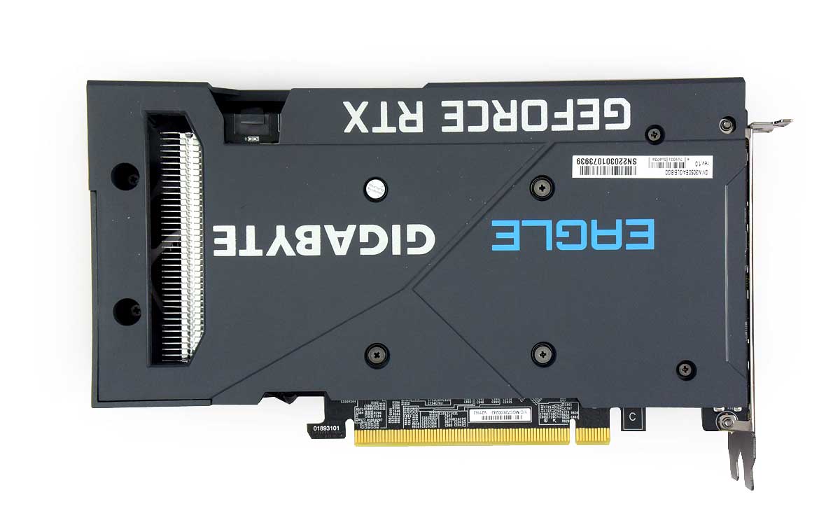 Gigabyte RTX 3050 EAGLE 8G; zadní strana