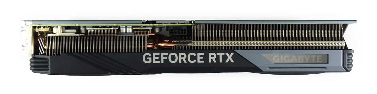 Pro zvětšení klikni Gigabyte RTX 4070 Ti GAMING OC 12G; horní strana