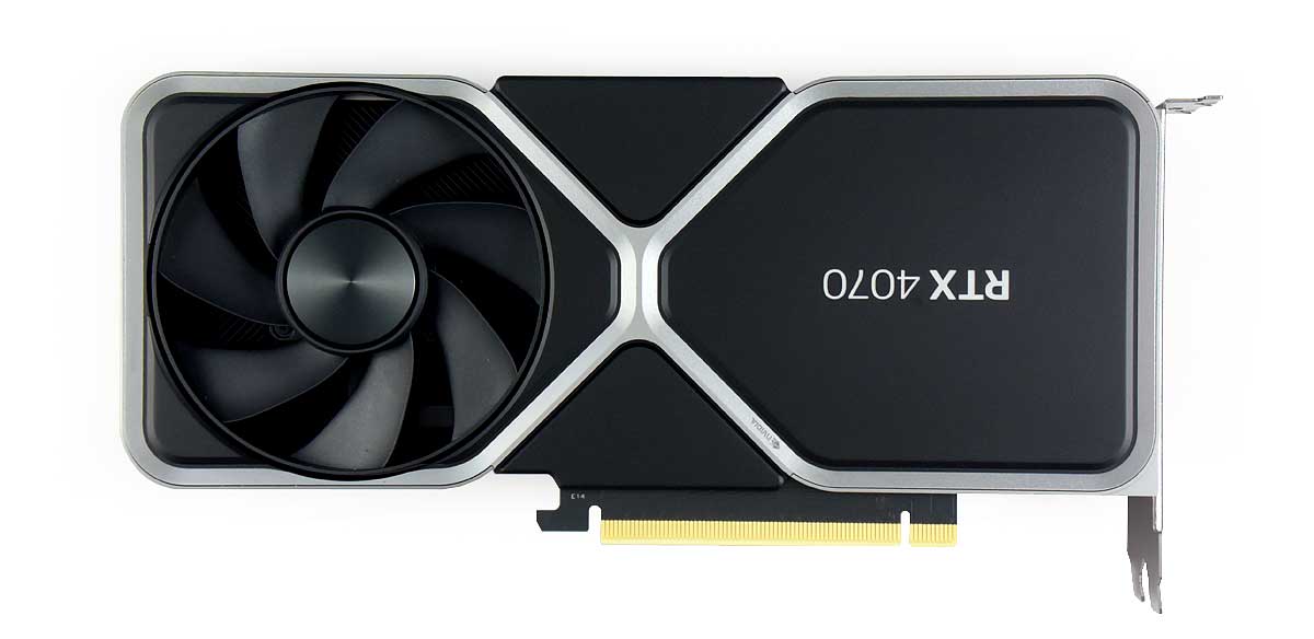 NVIDIA RTX 4070 Founders Edition; zadní strana