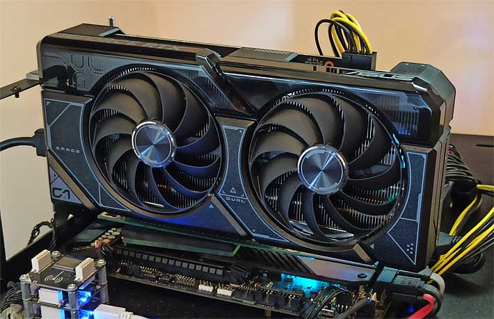Pro zvětšení klikni Asus DUAL RTX 4070 12G