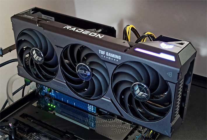 Asus TUF RX 7700 XT O12G Gaming