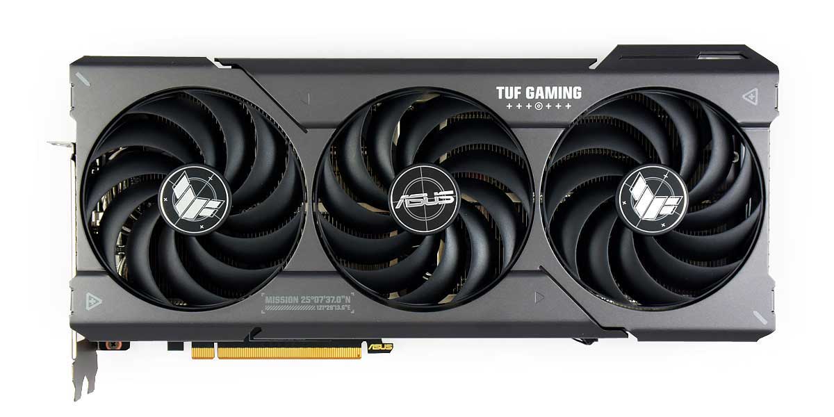 Asus TUF RX 7700 XT O12G Gaming; čelní strana