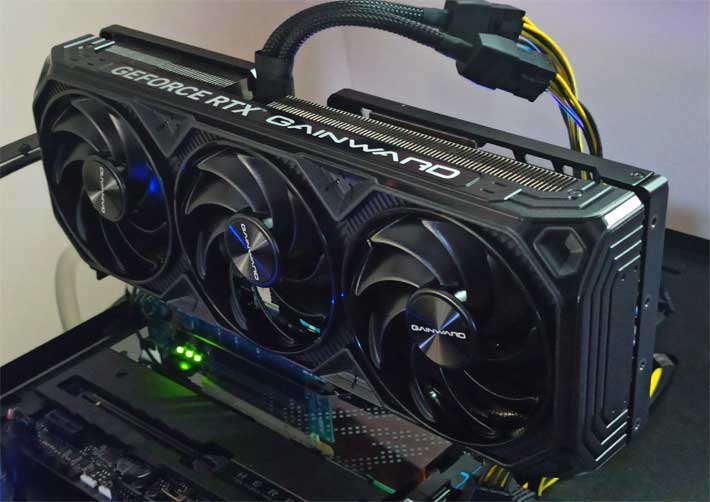 Gainward RTX 4070 Ti SUPER Panther OC 16G