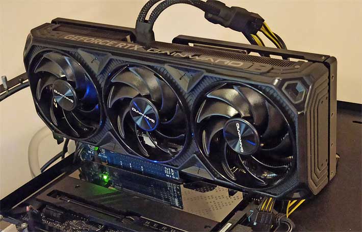 Gainward RTX 4080 SUPER Panther OC 16G