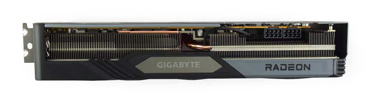 Gigabyte RX 7900 GRE GAMING OC 16G; horní strana