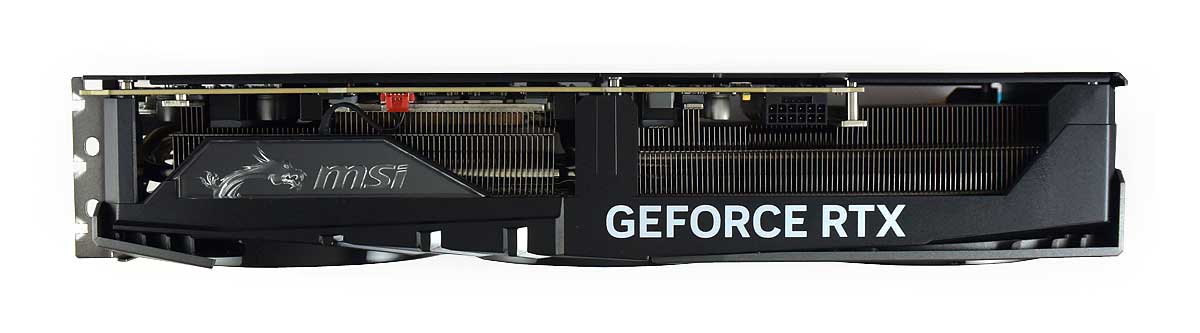 Pro zvětšení klikni MSI RTX 4080 SUPER 16G GAMING X SLIM; horní strana