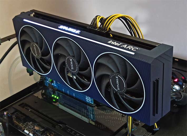Pro zvětšení klikni Sparkle Arc A770 TITAN OC Edition 16G