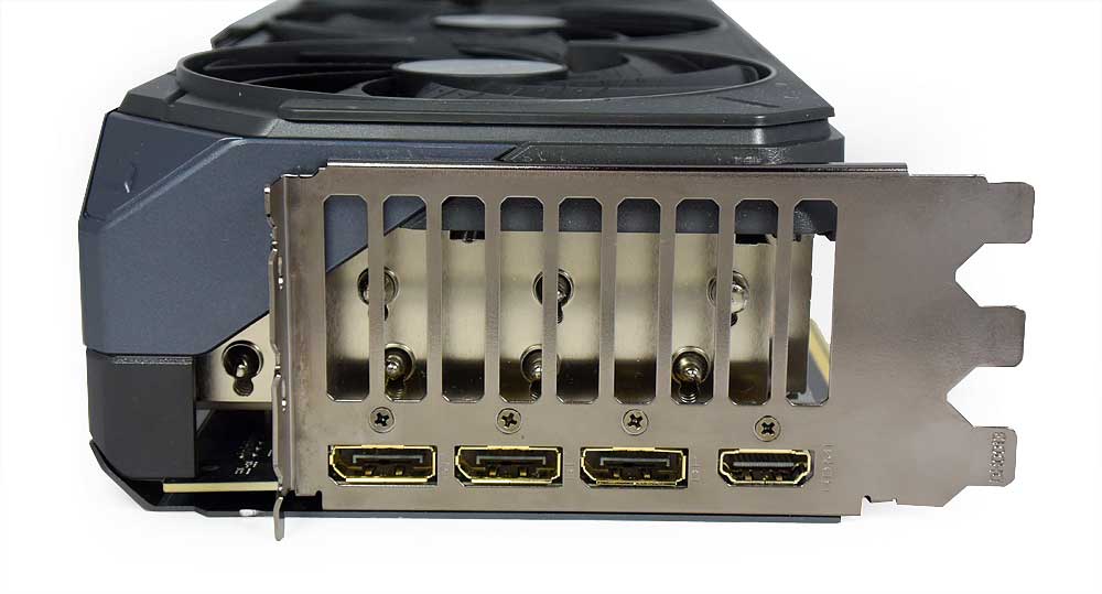 Pro zvětšení klikni Gigabyte RTX 5080 GAMING OC 16G obrazové výstupy
