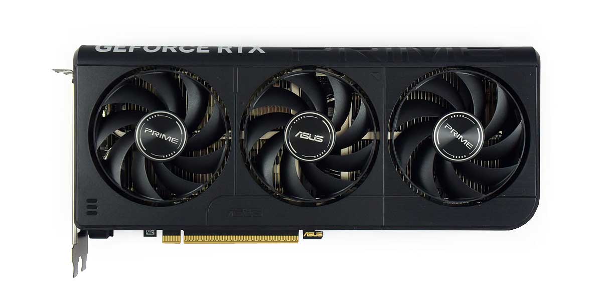 Pro zvětšení klikni Asus PRIME RTX 5060 O8G; čelní strana