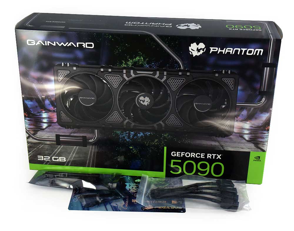 Pro zvětšení klikni Gainward RTX 5090 PHANTOM 32G; balení