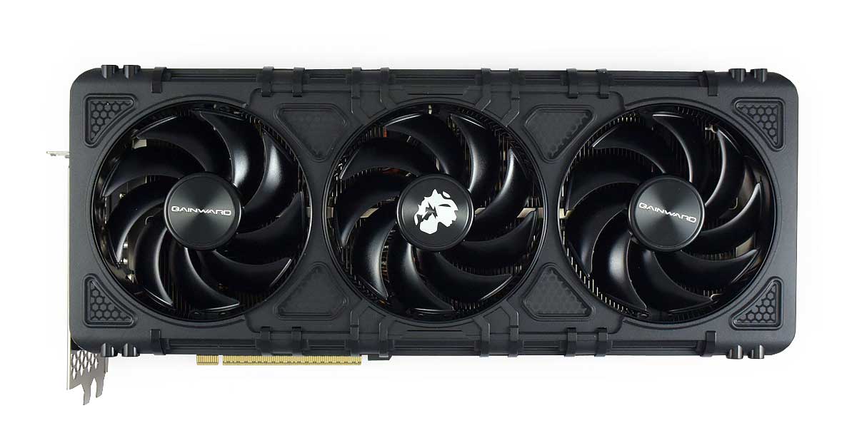 Pro zvětšení klikni Gainward RTX 5090 PHANTOM 32G; čelní strana