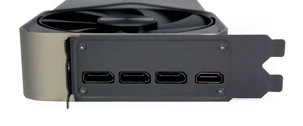 Pro zvětšení klikni NVIDIA RTX 5080 Founders Edition 16G obrazové výstupy