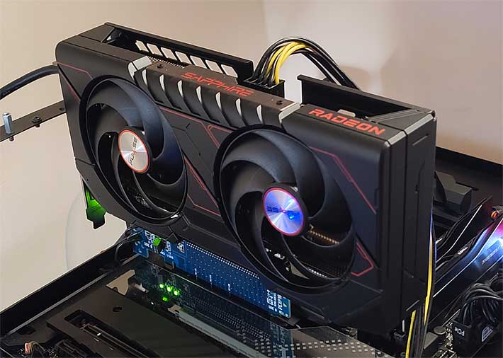 Pro zvětšení klikni Sapphire PULSE RX 9060 XT GAMING OC 16G