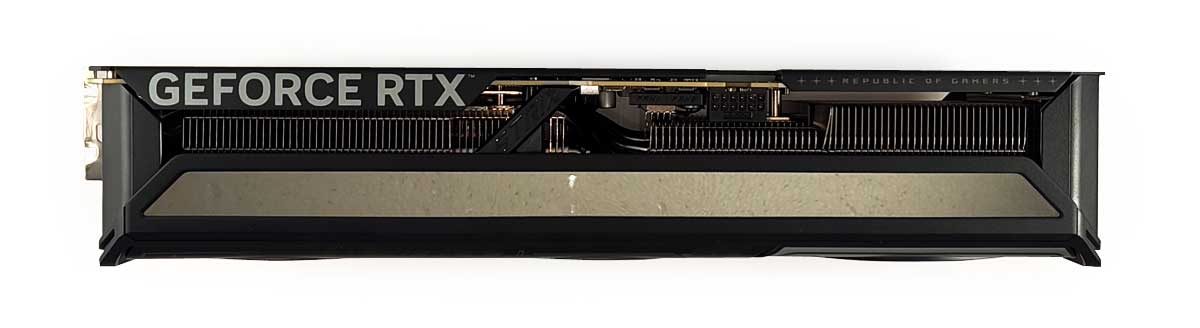 Asus STRIX RTX 5070 Ti O16G Gaming; horní strana