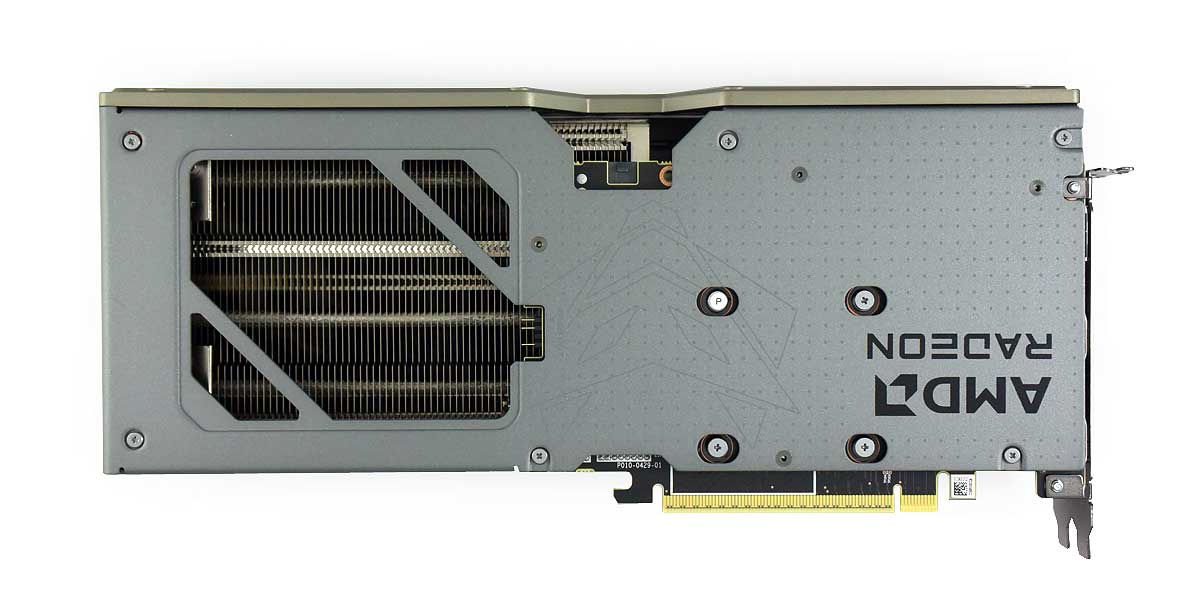 Sapphire NITRO+ RX 9060 XT GAMING OC 16G; zadní strana