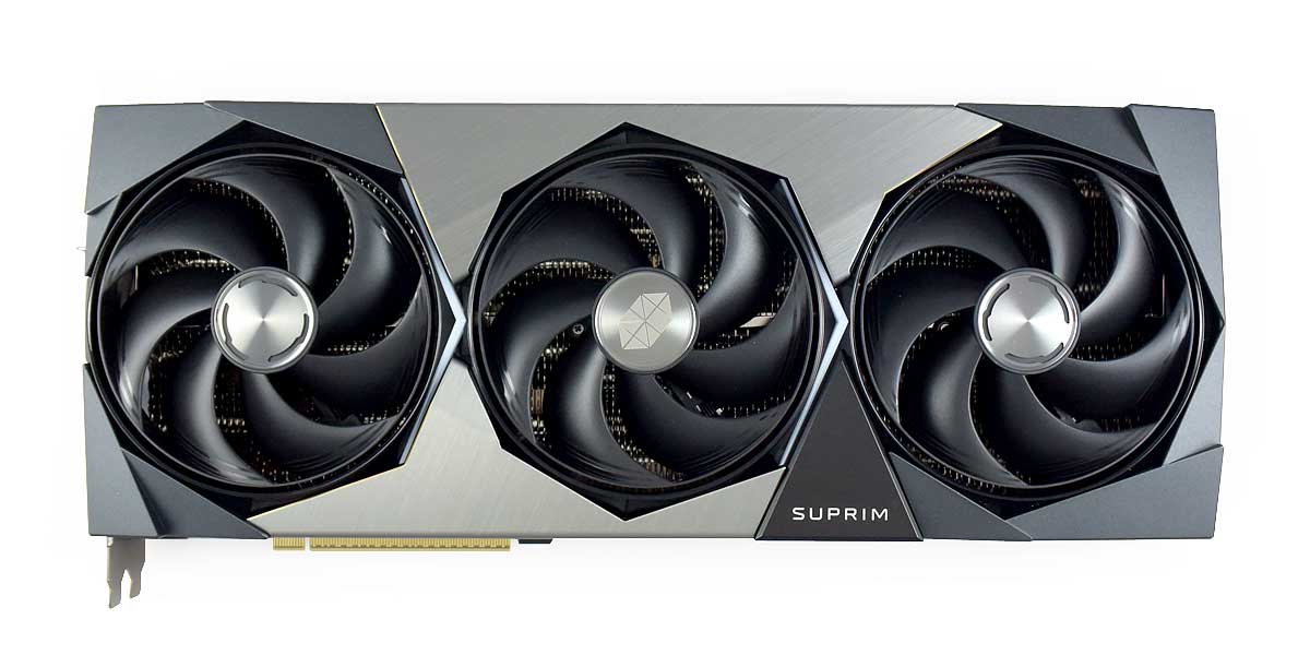 MSI RTX 5090 32G SUPRIM SOC; čelní strana