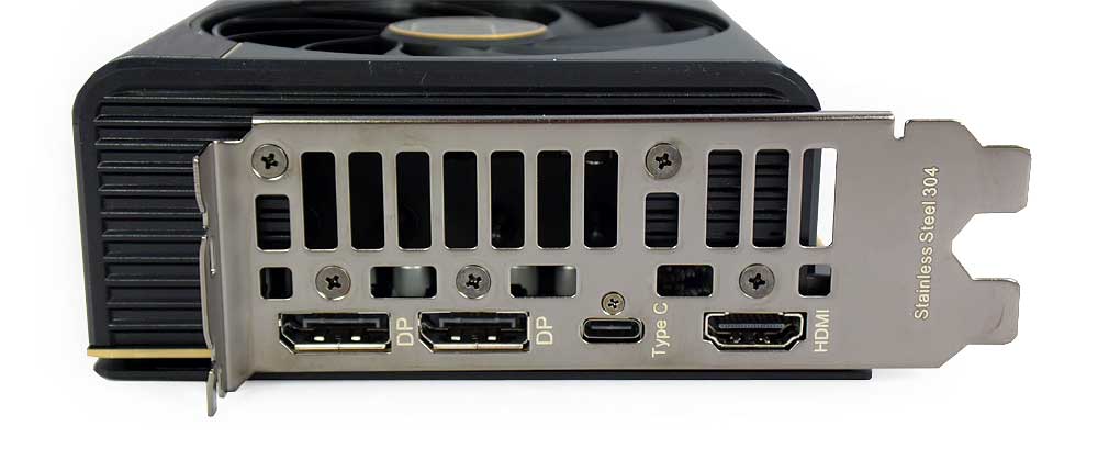 Asus ProArt RTX 5080 O16G obrazové výstupy