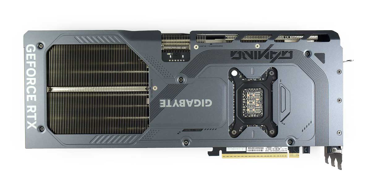 Gigabyte RTX 5070 Ti GAMING OC 16G; zadní strana