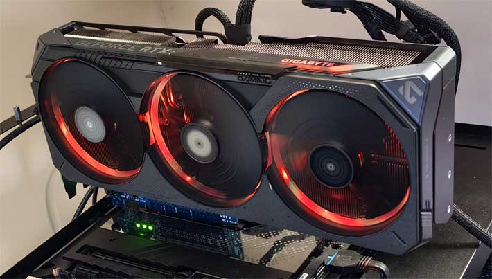 Gigabyte RTX 5070 Ti GAMING OC 16G