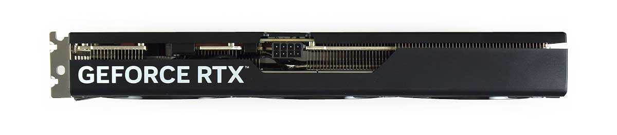 Pro zvětšení klikni Gainward RTX 5060 Ti PYTHON III OC 16G; horní strana