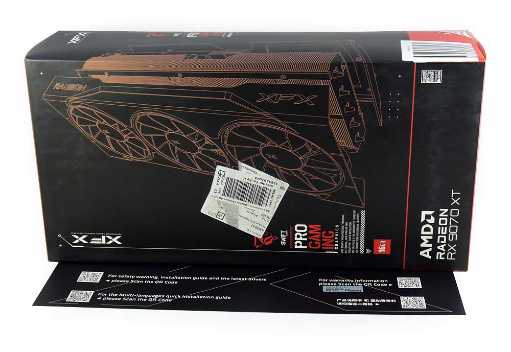 Pro zvětšení klikni XFX Swift RX 9070 XT Triple Fan 16G; balení
