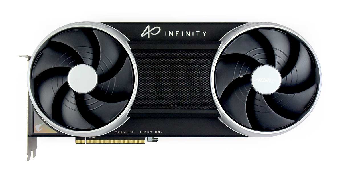 Pro zvětšení klikni Gigabyte AORUS RTX 5090 INFINITY 32G; čelní strana